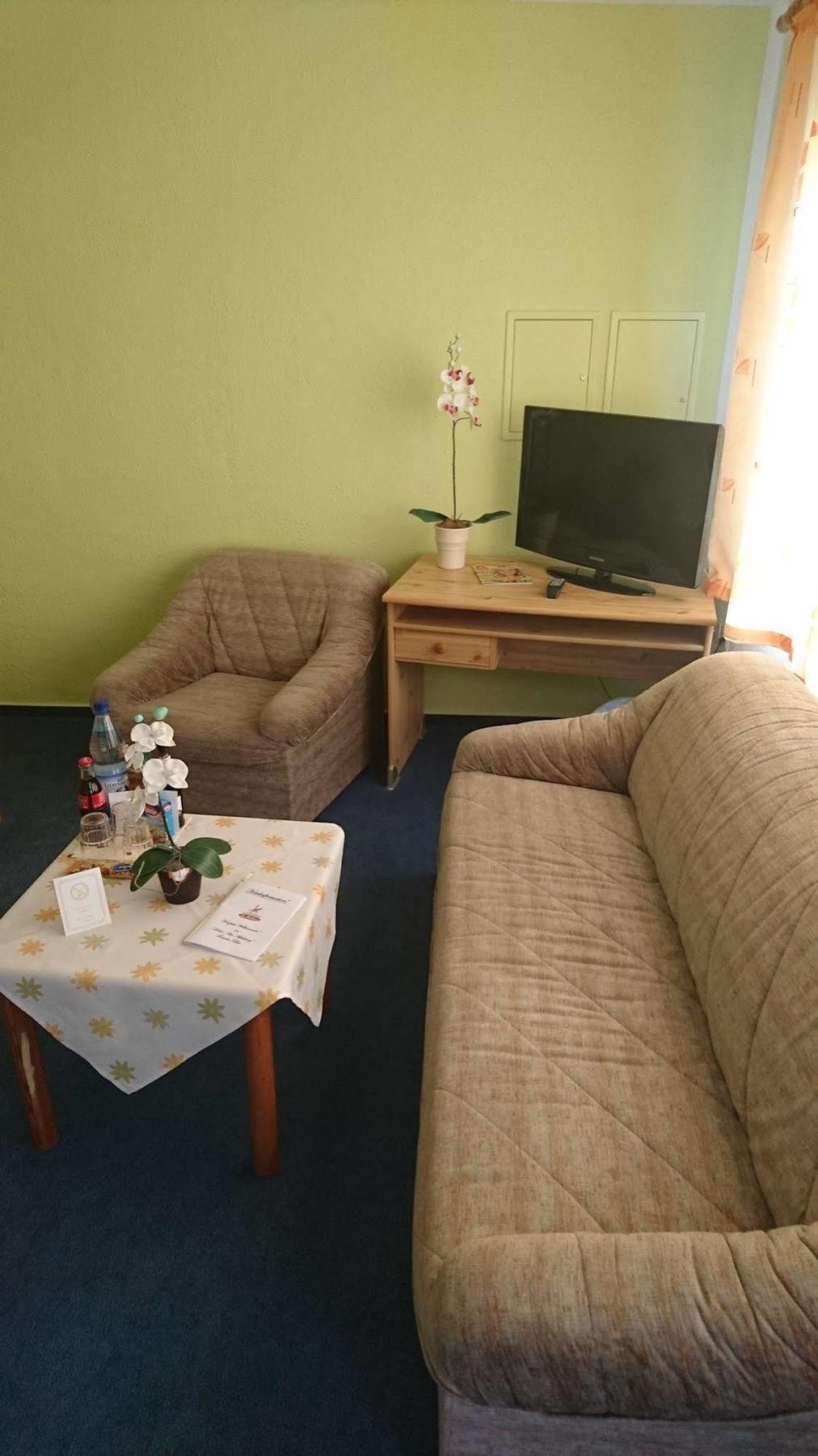 Hotel-Pension Am Muehlberg Lübbenau Buitenkant foto